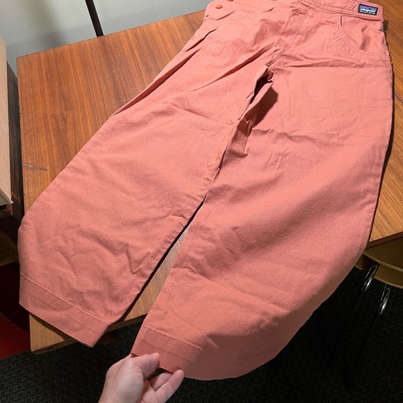 Patagonia CoralPink Overalls size 4 never worn! - Picture 9 of 10